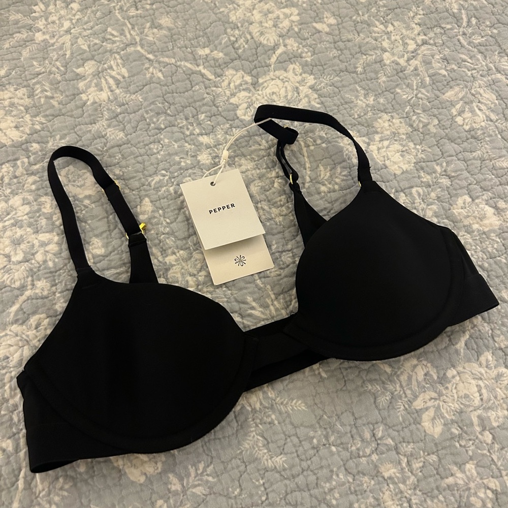 Pepper Ultimate Contour T-Shirt Bra Color Black Size 34A